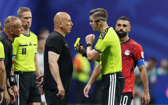 HLV Ai Cập tố bị đối xử bất công trước Messi và Argentina