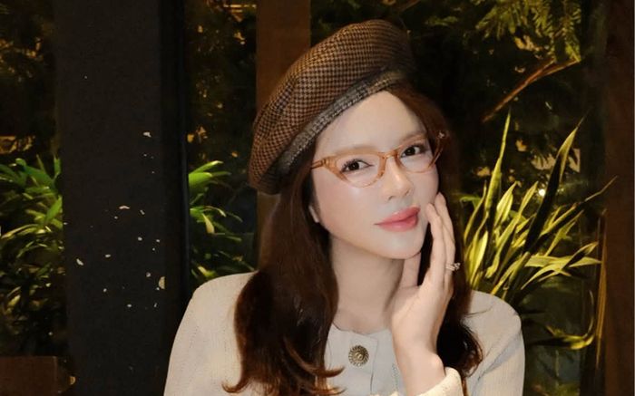 Không nhận ra Lý Nhã Kỳ ở tuổi U50