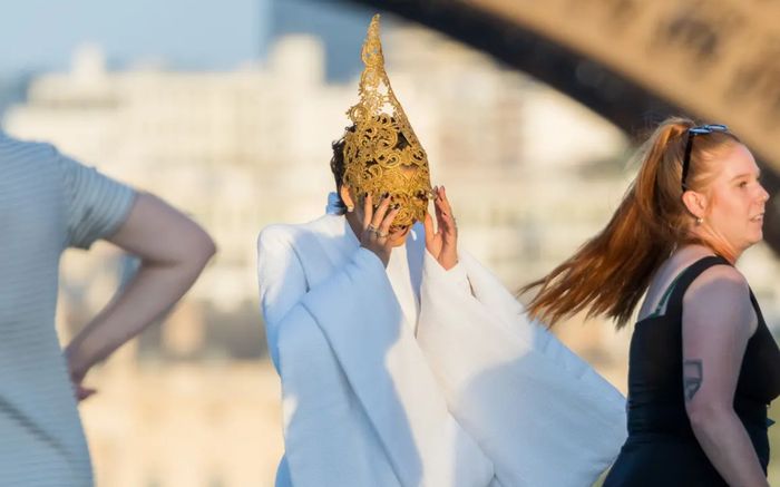 Zendaya gây choáng với tạo hình nữ thần Hy Lạp