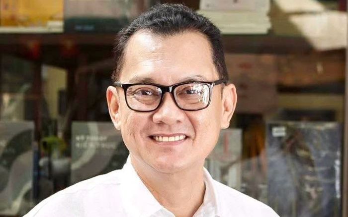 NSƯT Hữu Châu báo tin vui ở tuổi 60