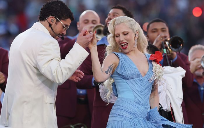Bad Bunny phá kỷ lục tồn tại suốt một thập kỷ của Lady Gaga