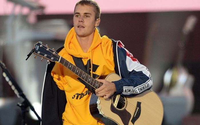 Justin Bieber: 'Món hàng xa xỉ' của làng nhạc toàn cầu