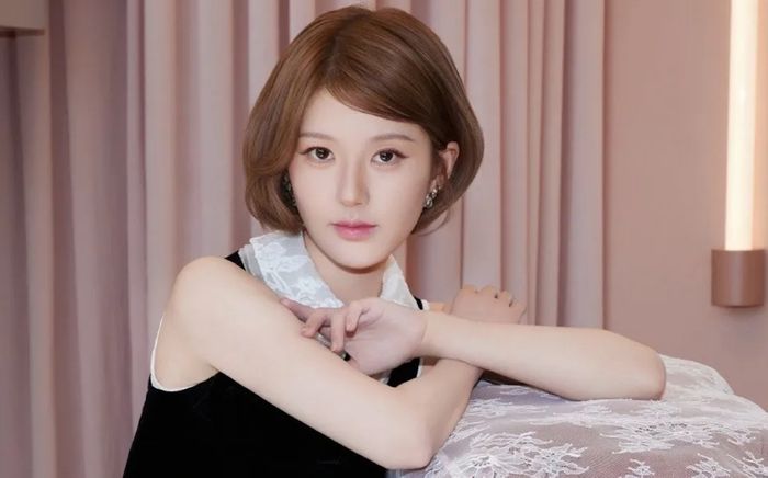 Triệu Lộ Tư gặp khó sau biến cố sức khoẻ