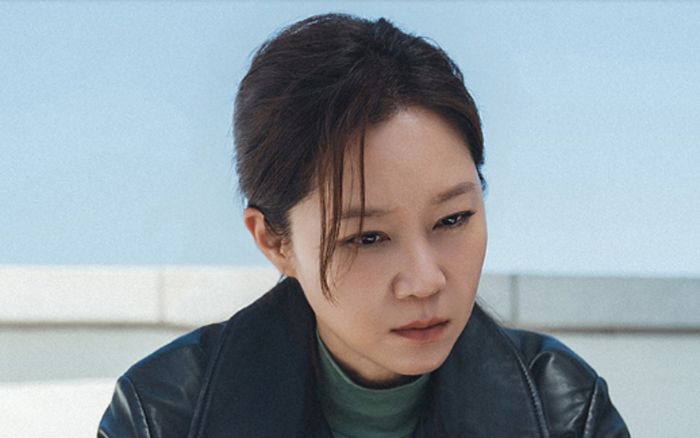 Gong Hyo Jin tái xuất sau khi sinh con trong A Bona Fide Killer