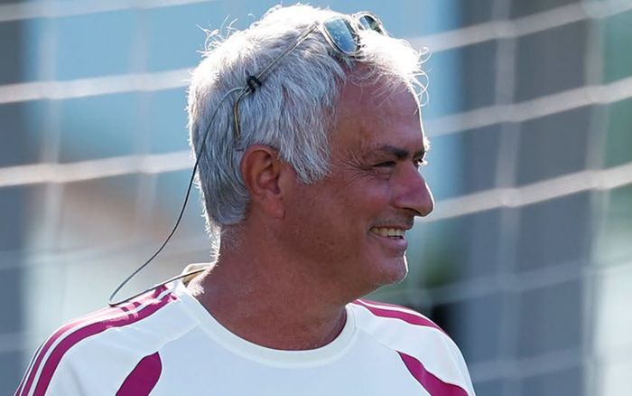 Mourinho siết kỷ luật tại Real Madrid