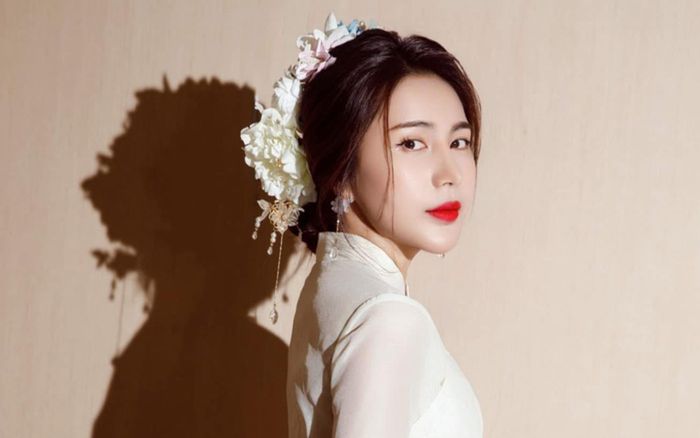 Thủy Tiên vẫn chưa buông bỏ ở tuổi 41