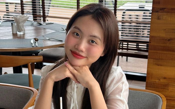 Phương Mỹ Chi đã đúng khi công khai tình yêu ở tuổi 23
