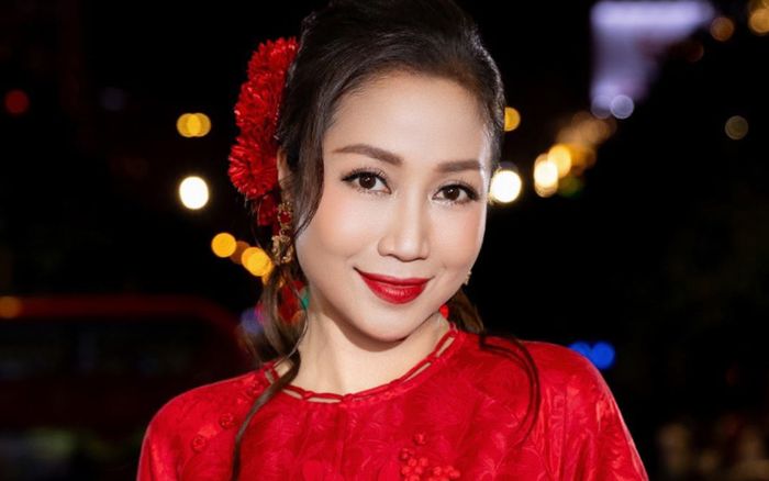 Ốc Thanh Vân đã kịp 'bỏ túi' 125 tỷ trước khi đi Úc