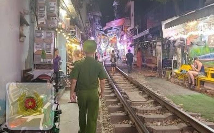 Sau vụ nữ du khách gặp hậu quả khi quay phim ở cà phê đường tàu, Công an Hà Nội phát cảnh báo