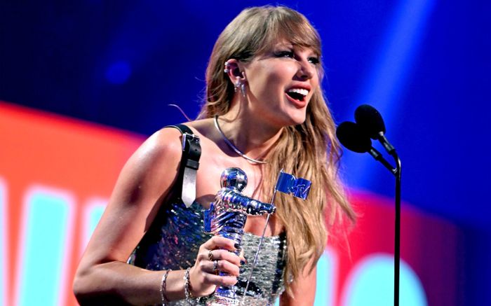Taylor Swift một lần nữa làm nên lịch sử ở tuổi 36