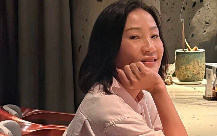 Hồng Đào gửi yêu thương trước khi về Mỹ