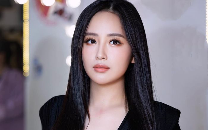 Vẻ đẹp quê nhà Hoa hậu Mai Phương Thúy qua những gánh hàng rong