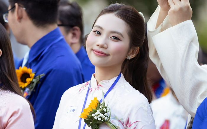 Phương Mỹ Chi đã đúng khi chia tay sau số tiền 242 tỷ đồng