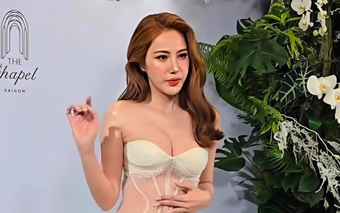 Ca sĩ Thủy Tiên tăng 10 ký