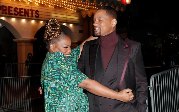 Bạn diễn của Will Smith lên tiếng bênh vực cú tát Chris Rock tại Oscar
