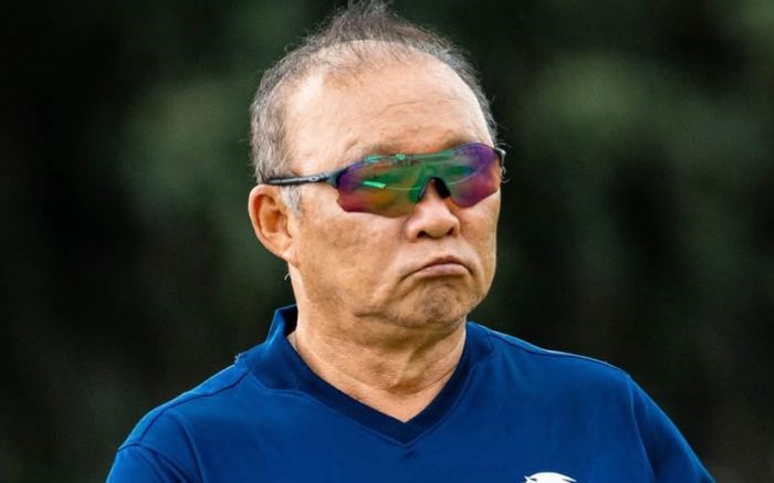 HLV Park Hang Seo giúp đội Thái Lan thắng HAGL 6-2