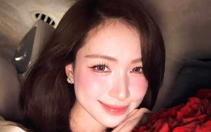 Mạng xã hội dậy sóng với ca sĩ Hòa Minzy