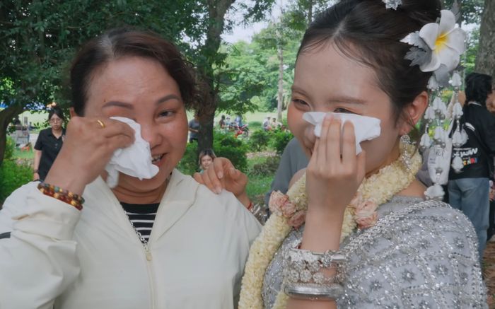 Phương Mỹ Chi bật khóc khi lần đầu 'lấy chồng', mẹ ruột tuyên bố đúng một câu