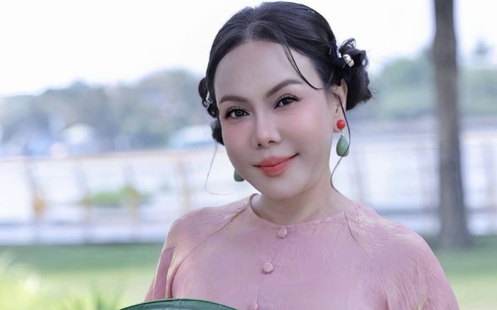 Số tiền 322 tỷ giúp Việt Hương hạnh phúc