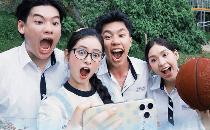Khán giả hụt hẫng vì dàn diễn viên trẻ trong Mùa Hè Năm Ấy bị thay thế