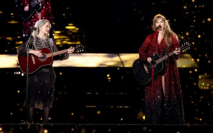 Taylor Swift dành lời khen tuyệt đối cho album của một nữ ca sĩ