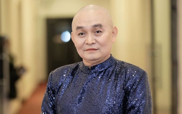 Bình yên sau ánh hào quang của Xuân Hinh