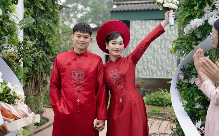Về quê bà xã Hồ Văn Cường, tìm những khoảng trời không có tiếng còi xe