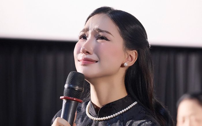 Tâm sự của Hòa Minzy sau 1 năm mất mát
