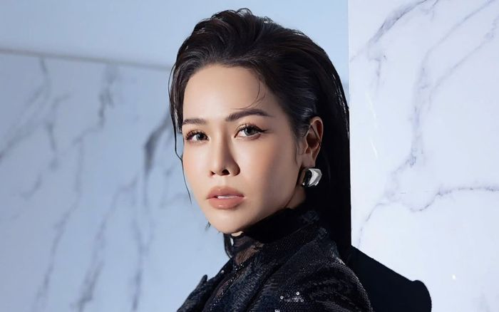 Mừng cho sự trở lại của Nhật Kim Anh ở tuổi 41