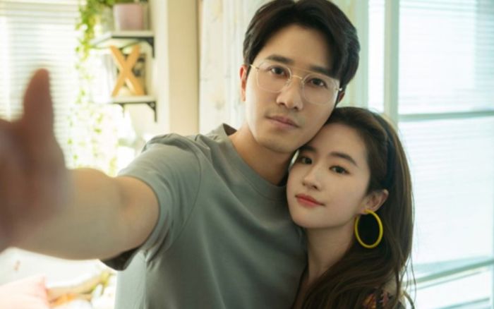 Lưu Diệc Phi có động thái gì sau tin đồn với Bành Quán Anh?