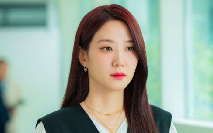 Park Eun Bin gây chú ý với hình tượng ma cà rồng trong Spooky In Love