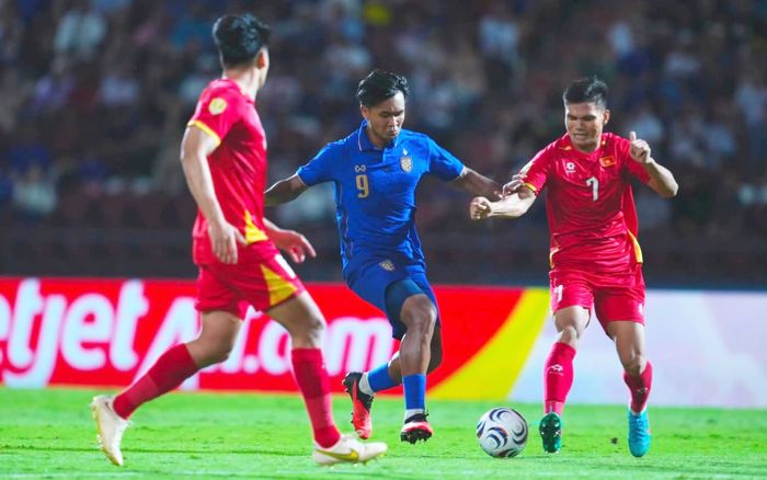 Thắng tuyển Việt Nam 2 bàn không quá khó với Thái Lan