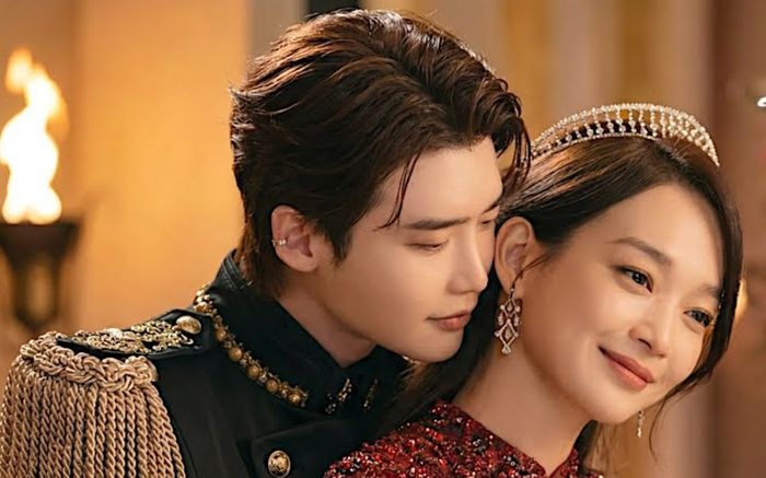 Shin Min Ah và Lee Jong Suk nên duyên trong Hoàng Hậu Tái Hôn
