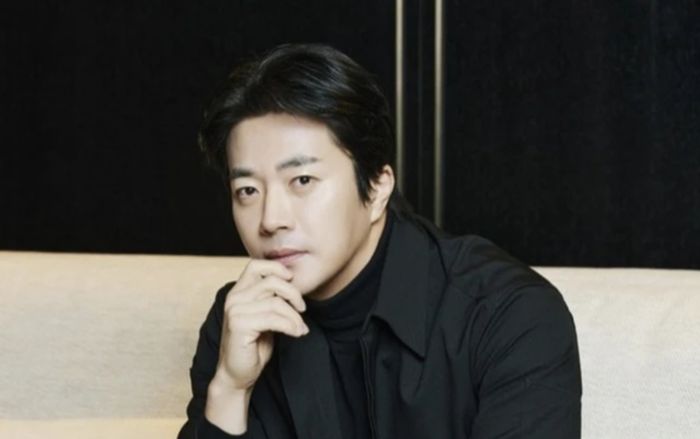 Kwon Sang Woo bị cửa hàng không cho vào mua sắm