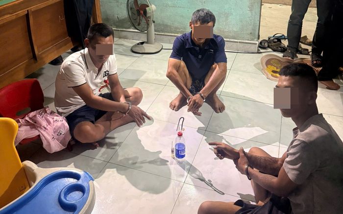 Chỉ từ một lời rủ rê, chuyện bất ngờ của 3 người đàn ông xảy ra trong căn nhà ở Đà Nẵng