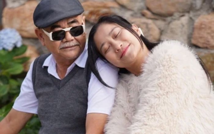 NSND Việt Anh đã đúng khi đi tìm hạnh phúc ở tuổi 68