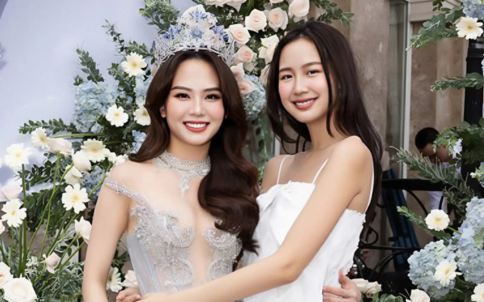 Mai Phương liên tục phản ứng với Bảo Ngọc ở Miss World