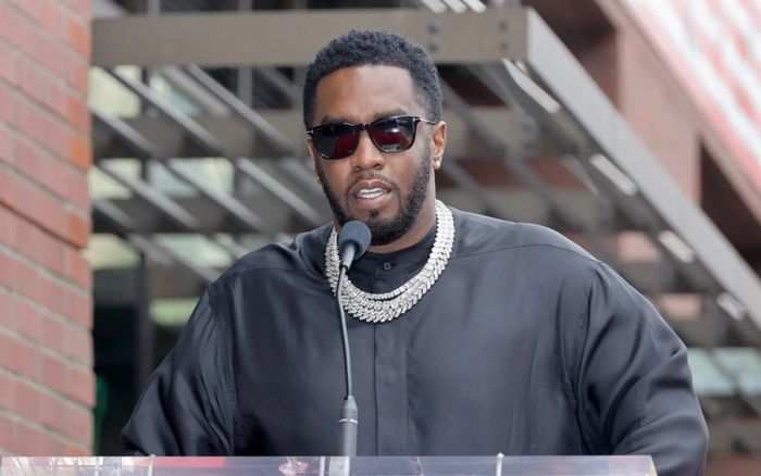 Sean "Diddy" Combs bất ngờ bị lùi ngày được trả tự do sau vụ ẩu đả trong trại giam