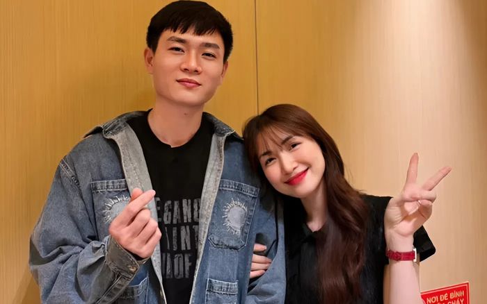 Hòa Minzy mừng cho hạnh phúc của chàng trai giúp cô 'đổi đời'