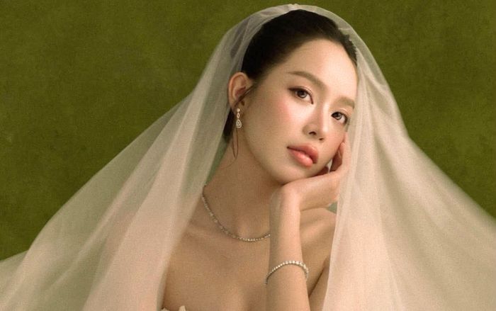 Tuyên bố cưới chồng của Hoa hậu Thanh Thủy ở tuổi 24