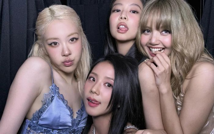 BLACKPINK bị yêu cầu tan rã