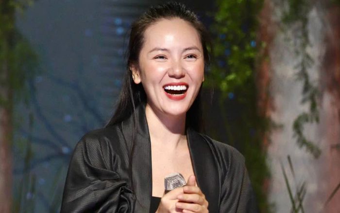Ca sĩ Phương Linh công khai 'con trai' 38 tuổi