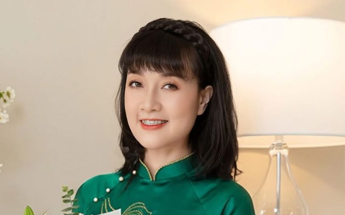 Tuổi 50 của Vân Dung