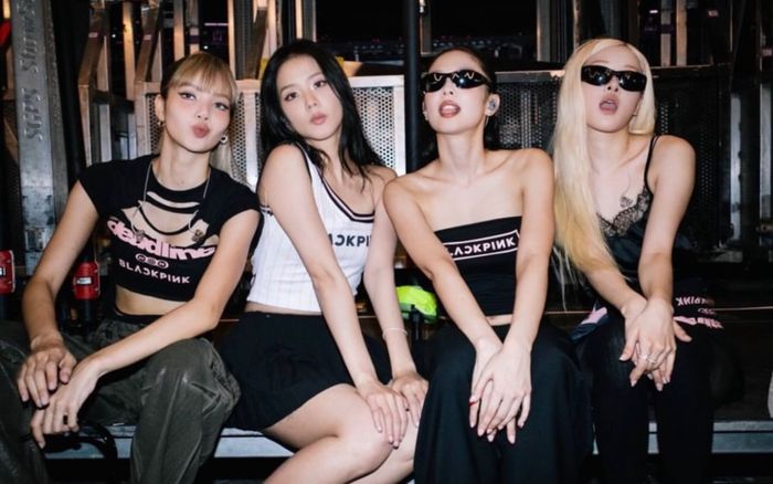 Buồn cho 10 năm của BLACKPINK