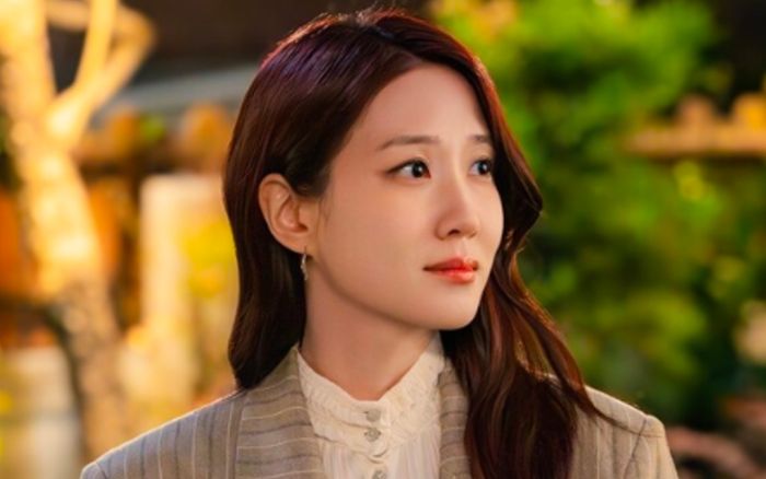Park Eun Bin chạm mặt 'cửa ải' khó nhằn trong Spooky in Love