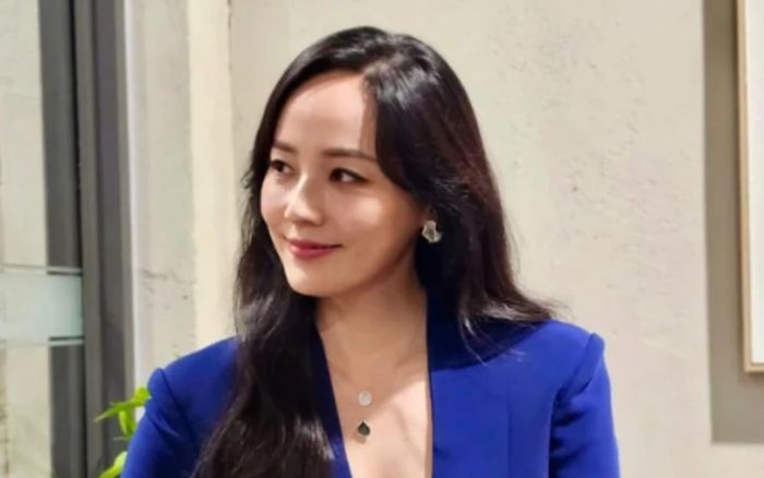 Eugene (S.E.S) gây sốt với bộ ảnh đời thường
