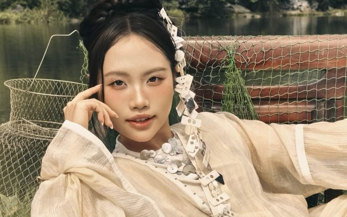 Phương Mỹ Chi khoe 'cơ ngơi tự xây'