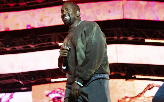 Kanye West lập kỷ lục doanh thu tại Soldier Field sau hai đêm diễn cháy vé