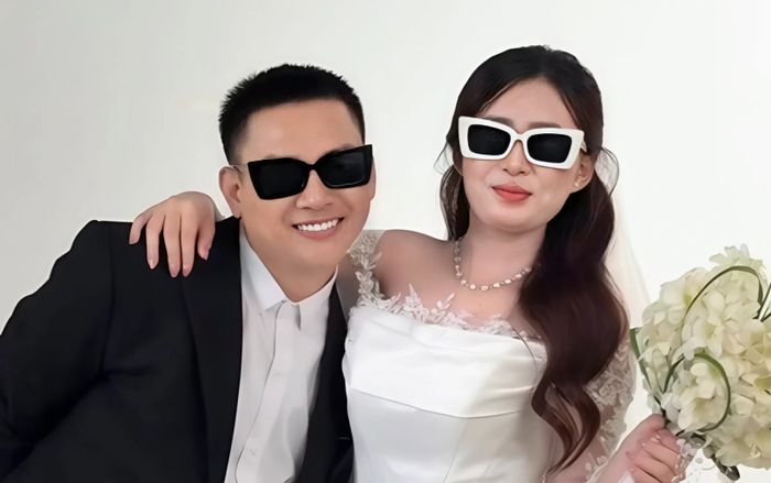 Xôn xao Hoài Lâm chụp ảnh cưới bên vợ