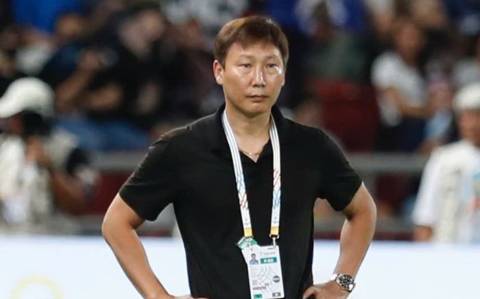 Chủ tịch VFF gửi lời chia buồn tới HLV Kim Sang Sik